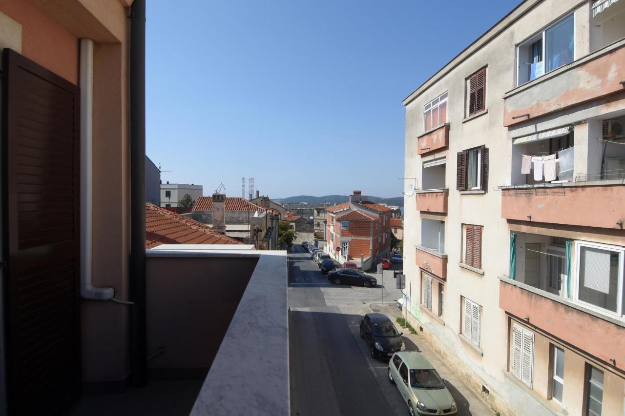 Apartment Gallery Premium 99 Near Ammphiteatre With Garage 5 Days And More Gratis *